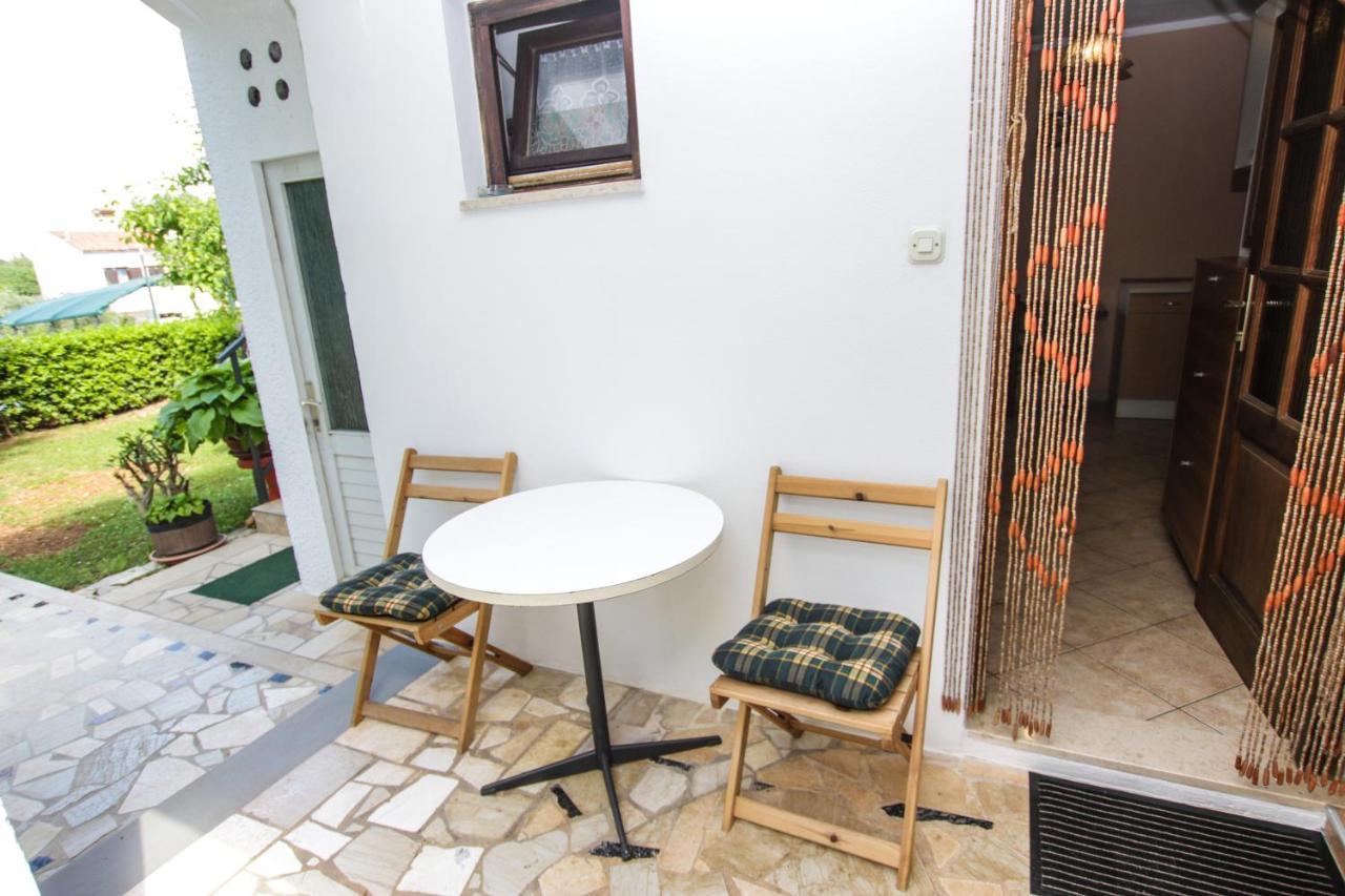 Apartments Dario Porec Exterior photo